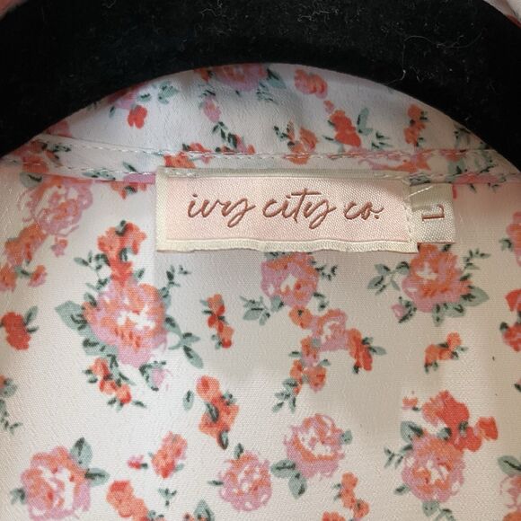 Ivy City Co Pink Floral Cottage Coquette Button Up Puff Sleeve Top Womens Size L - Picture 4 of 10